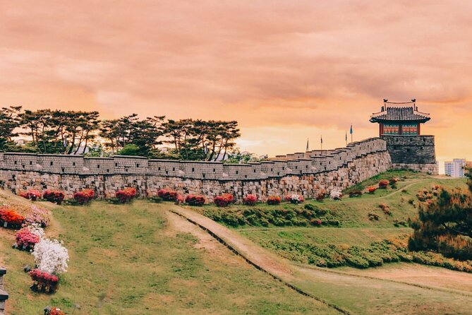 Suwon Hwaseong Fortress & Jangtaesan Full-Day Tour: Autumn Leaves - Jangtaesan Natural Forest: the fall color walk that feels like breathing room