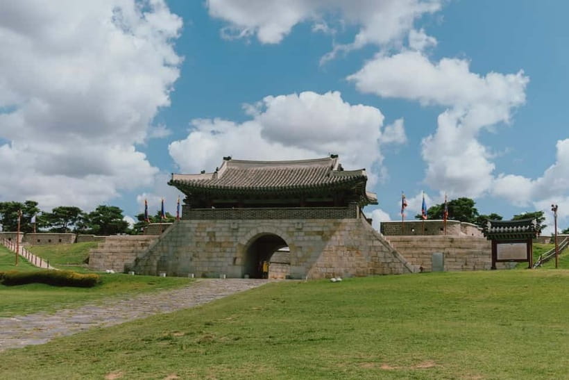 Suwon Hwaseong, Gwangmyeong Cave, & Starfield Library Trip - Key Things That Make This Trip Worth Your Time