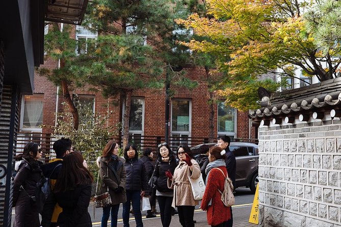 Traditional Gourmet - Where to meet in Anguk-dong, and how the small-group size helps