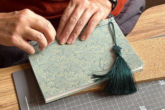 Traditional Korean Bookbinding Experience in Seoul, Hongdae - The 6-part process: what you do, what you learn, and why it’s satisfying