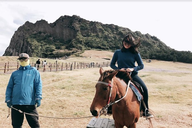 UNESCO Jeju Full Day Tour Package By Taxi - Seongsan Ilchulbong: Sunrise Peak plus the Women Diver Show