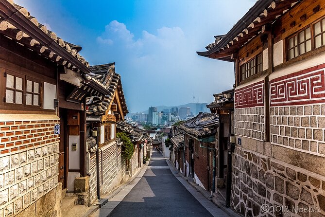 Walking Tour with Gyeongbokgung Palace, Bukchon, Insadong - Price and value: is $65 a good deal for this route?