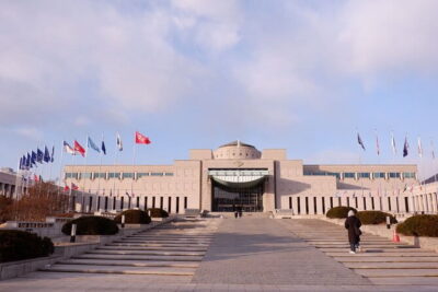 War Memorial, Jogyesa Temple & Tapgol Park Tour in Seoul