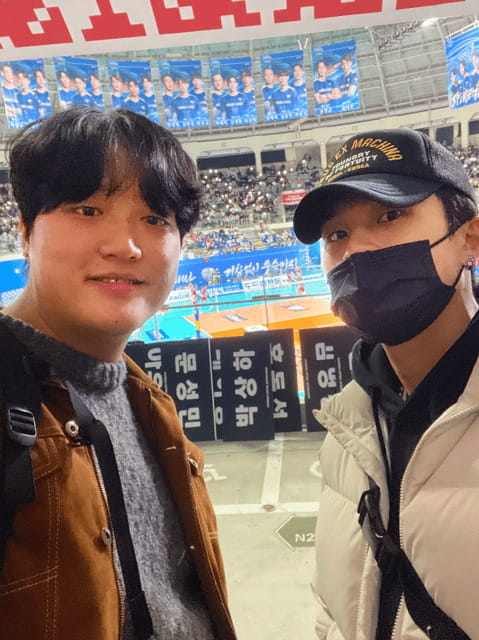 Watching sports match & local food experience in Seoul - Included beer plus the stadium pace: how to handle the “party” part
