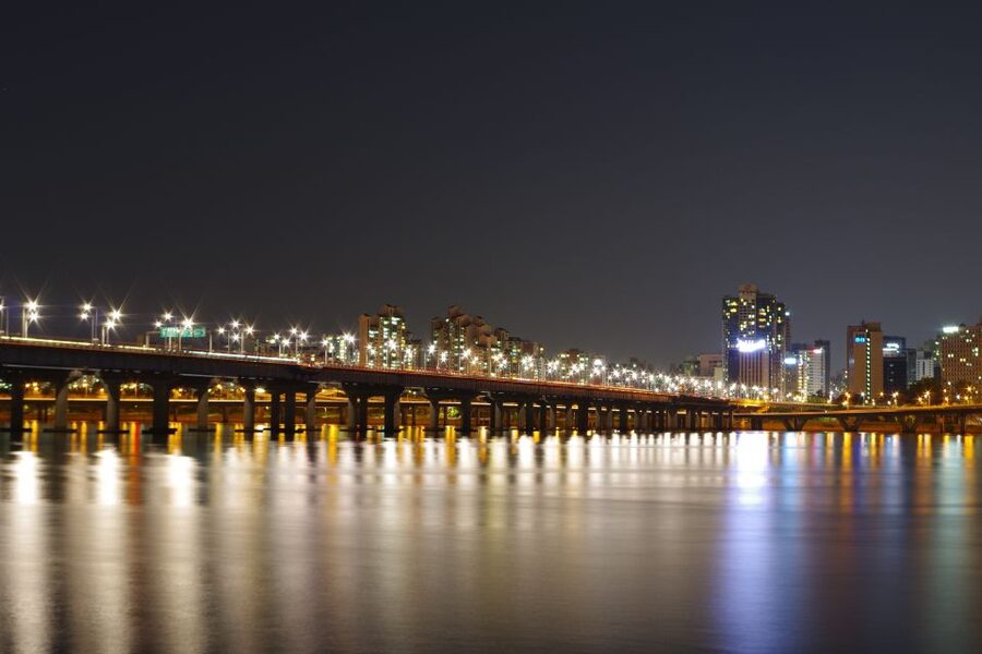 Welcome to Seoul: Private Tour with a Local - Getting transit right, TMoney and metro basics that save time