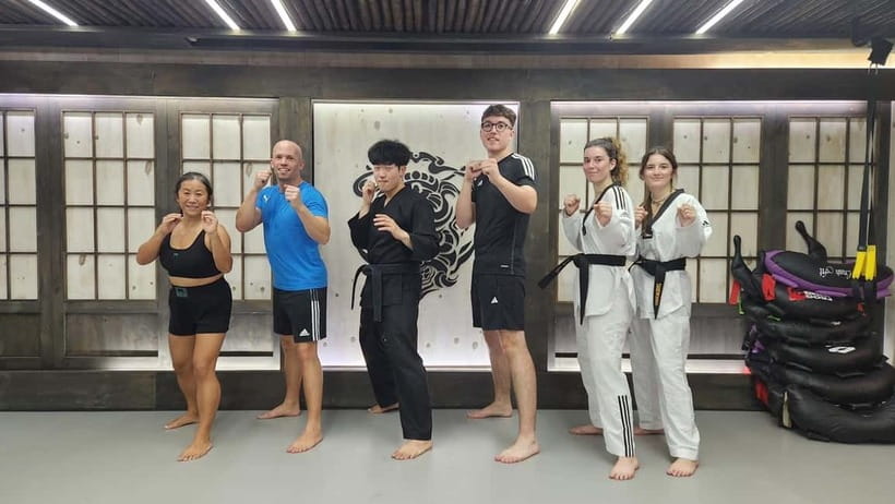 WKT Combat Taekwondo & Self-defense One Day Class in Seoul - English Instruction and Small Group Size: How That Changes Your Experience