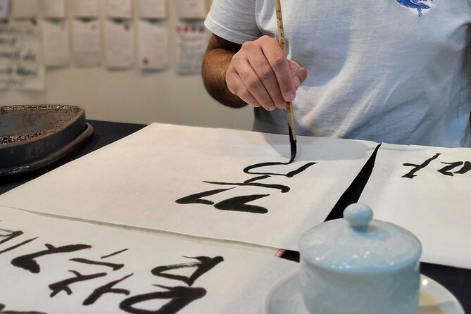 Write a Meaningful Korean Calligraphy Scroll in Insadong - Choosing a meaningful word or phrase without overthinking it