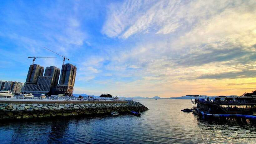 Yeosu: Private Taxi Car Private Charter Tour - Suncheon Pairing: 5 Hours for Wetlands and Naganeupseong Walled Town, 8 Hours for Film Set and Waonhaebyeon Beach