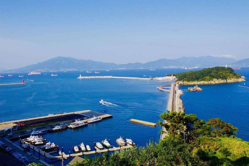 Yeosu: Private Taxi Car Private Charter Tour - 5-Hour Yeosu Route: Manseong-ri Black Sand Beach, Odongdo Island, Yeosu Maritime Cable Car